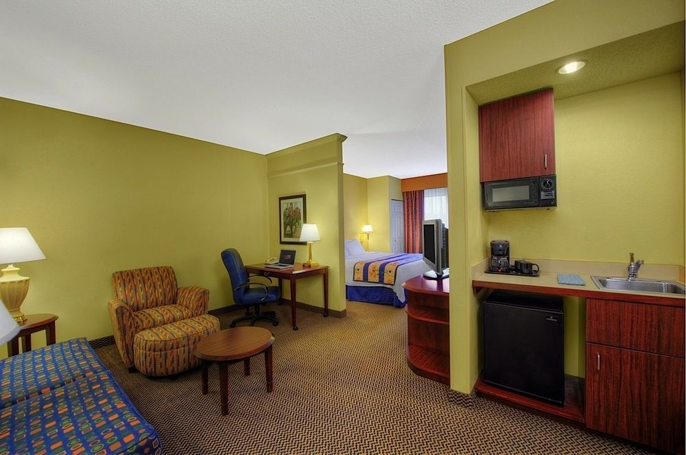 Springhill Suites Μίλφορντ Εξωτερικό φωτογραφία